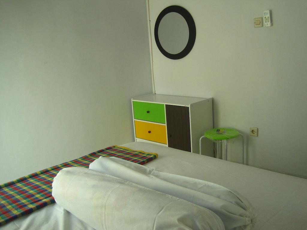 Cemara Homestay Jogja Yogyakarta Pokoj fotografie